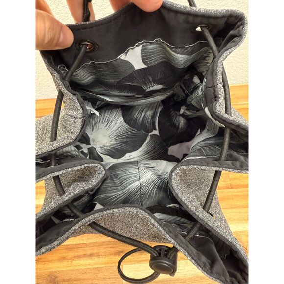 CALIA Gym Bag / Backpack - Picture 3 of 4